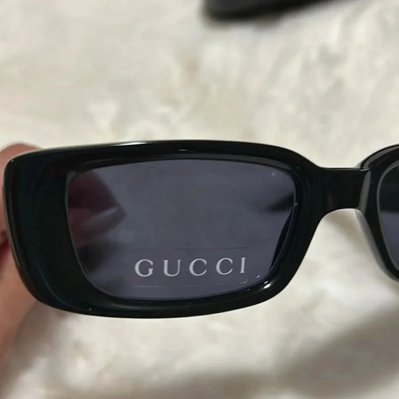 Gucci Geometric Frame Sunglasses - Picture 7 of 8